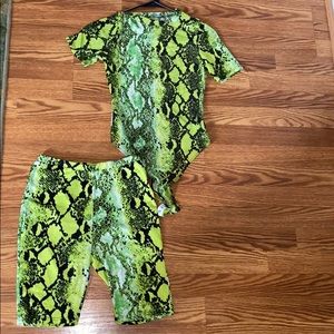 Two piece set